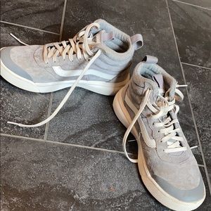 Vans ultra Cush gray high tops